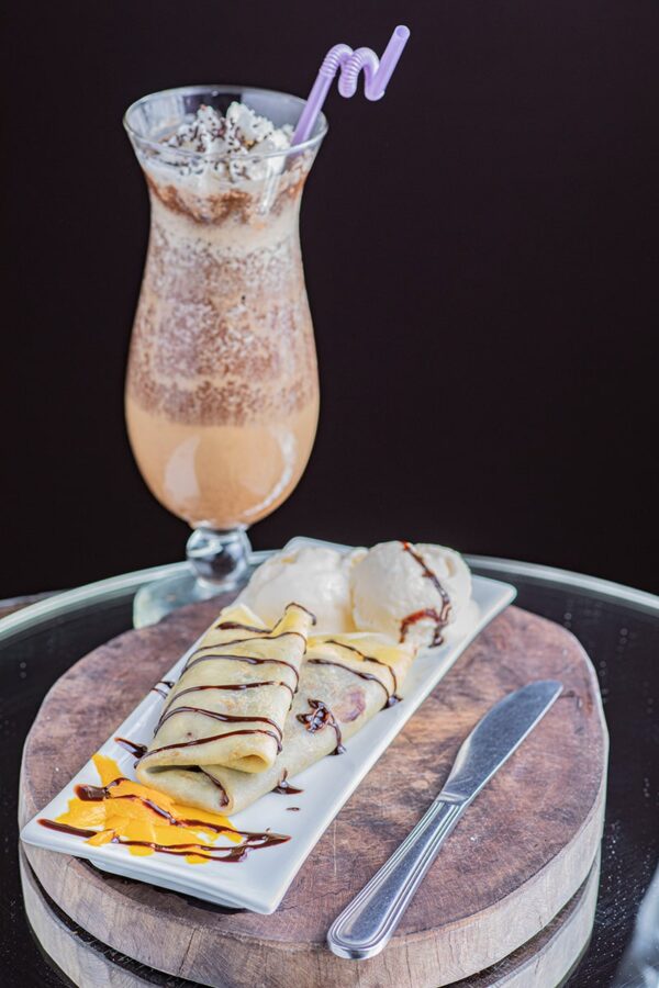 Choco Mango Crepe